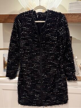 Women’s Black Textured Zip-Front Long Jacket